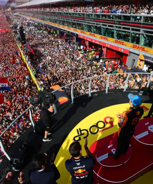 Monza: Max Verstappen spiega gli applausi e i cori dei tifosi della Ferrari