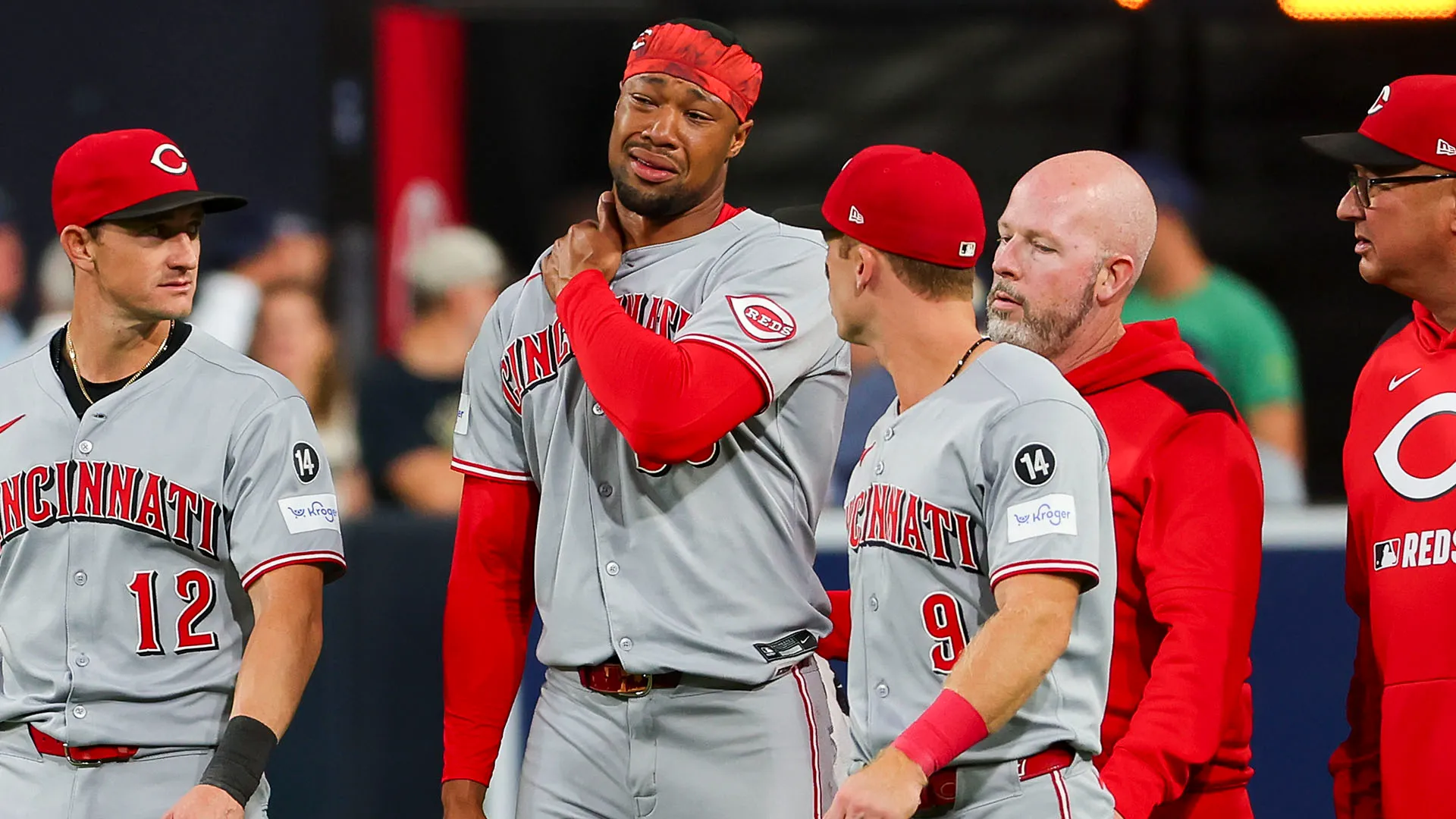 "Sta bene", ha detto il manager dei Reds Terry Francona