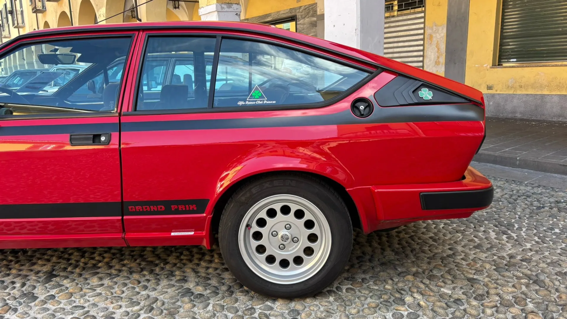 L’allestimento speciale era realizzato dalla Maggiora, carrozzeria storica fondata nel 1925