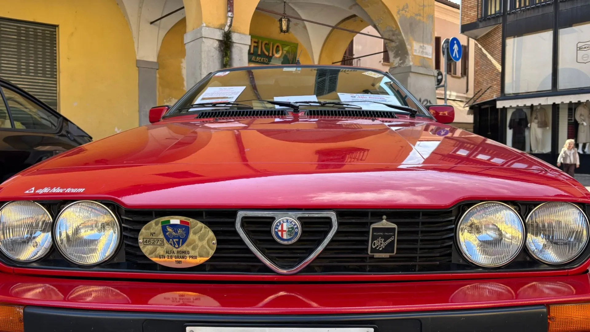 Il nome venne scelto insieme al pilota Bruno Giacomelli