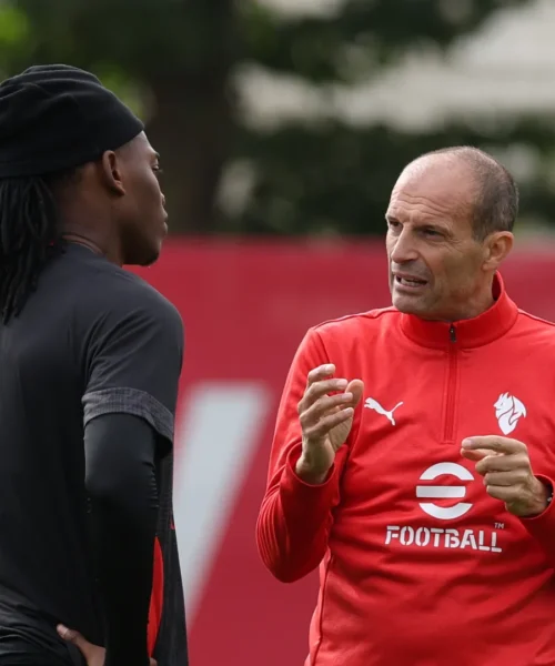 Leao via a gennaio per il colpo scudetto? Duro confronto con Allegri nello spogliatoio
