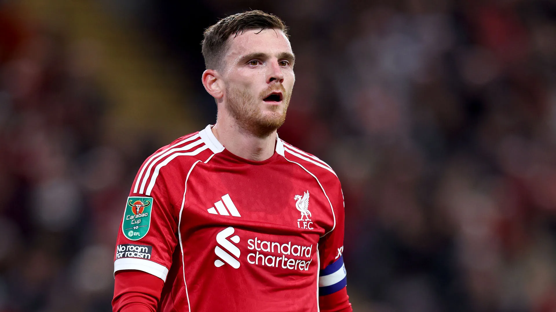 Il primo calciatore che dovrebbe lasciare l'Inghilterra è Andrew Robertson
