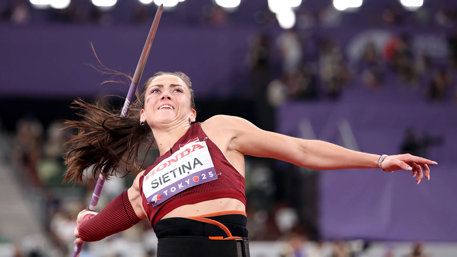 Ha stabilito il miglior lancio personale di 64,64 proprio ai campionati del mondo a Tokyo