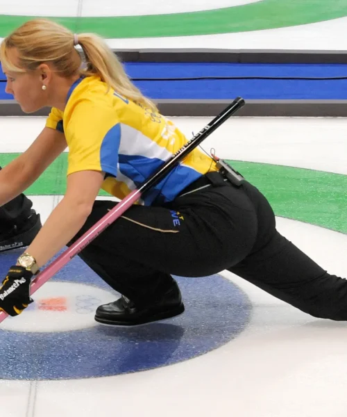 Giornata di festa per l’ex regina del ghiaccio svedese: immagini