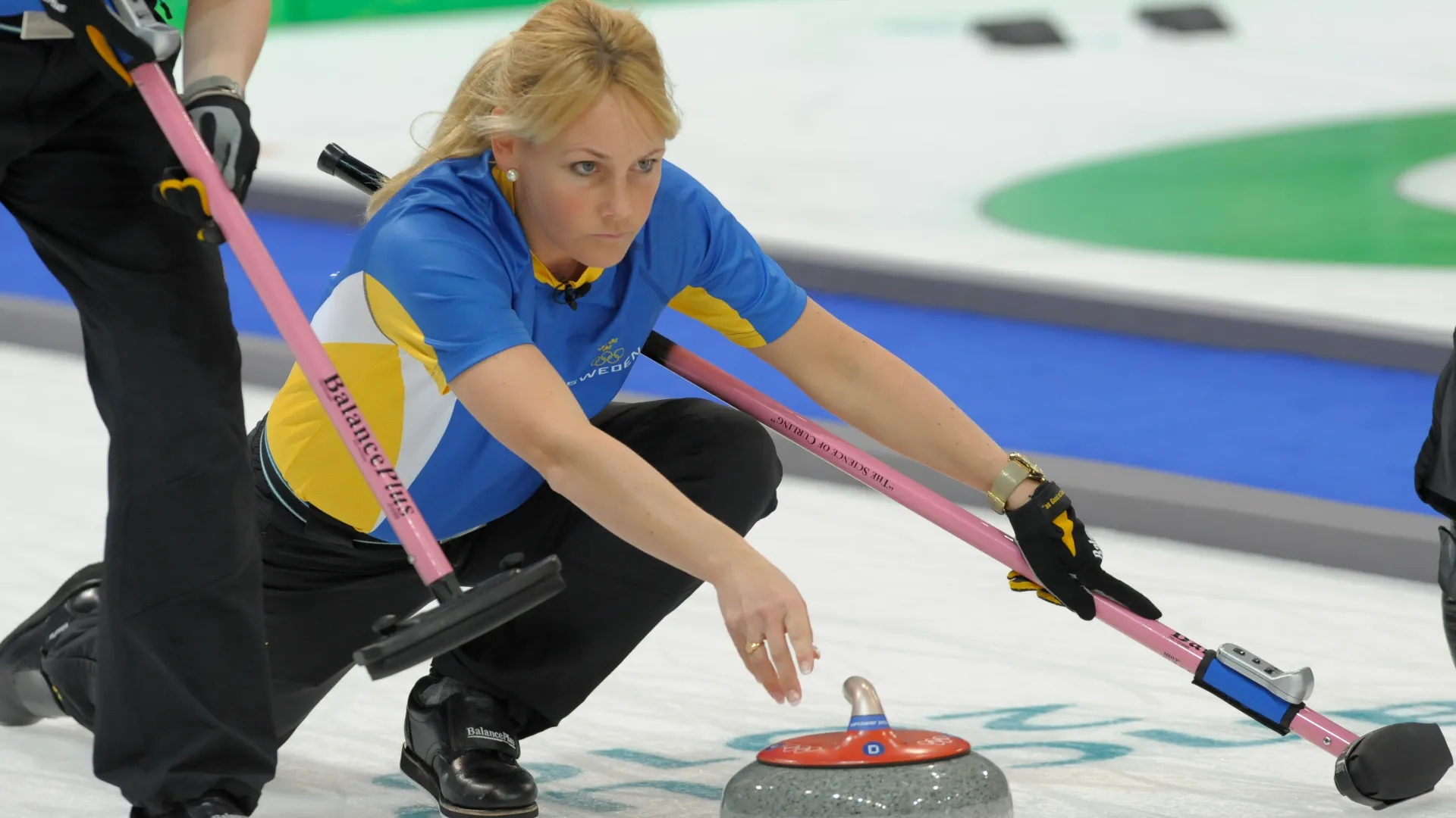 Il 30 ottobre Anna Le Moine spegne 52 candeline: tanti auguri!
