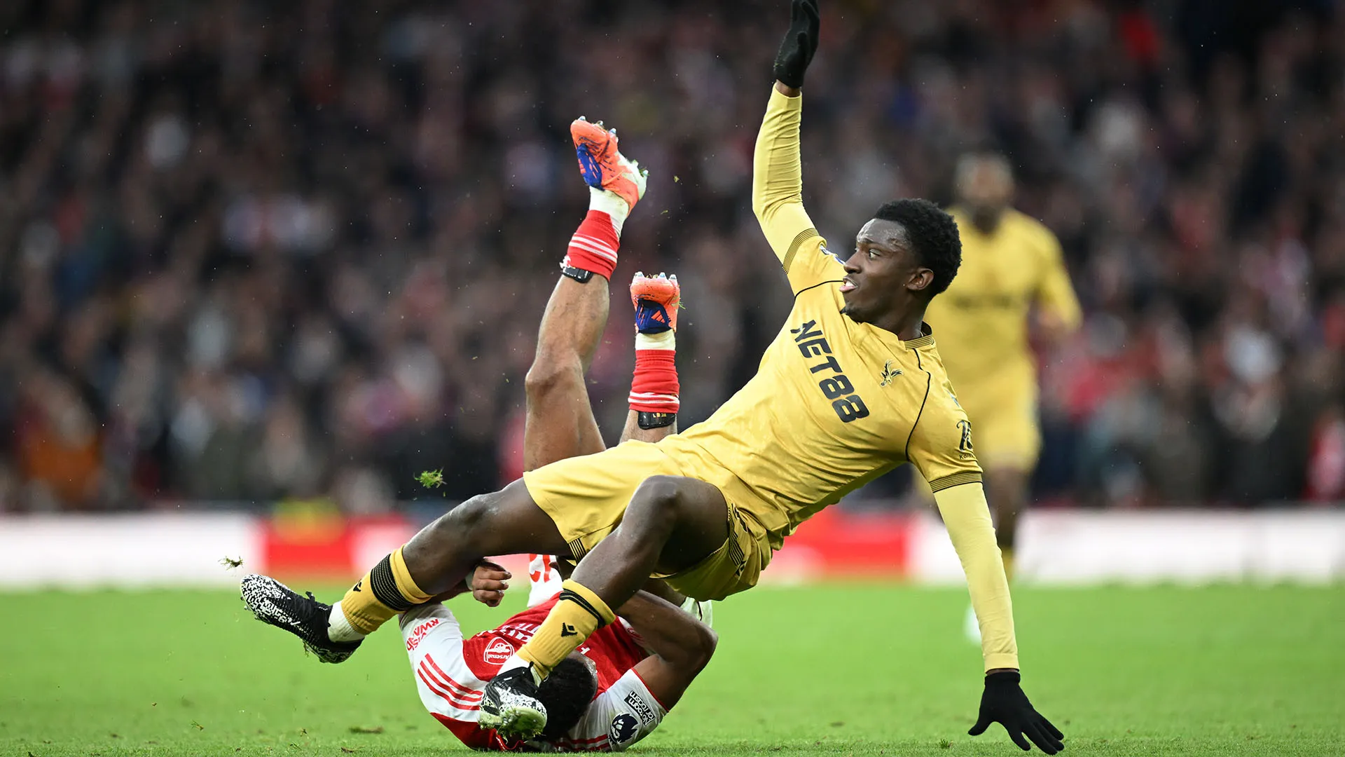 Grazie al gol di Eze, i Gunners hanno consolidato il primo posto in classifica