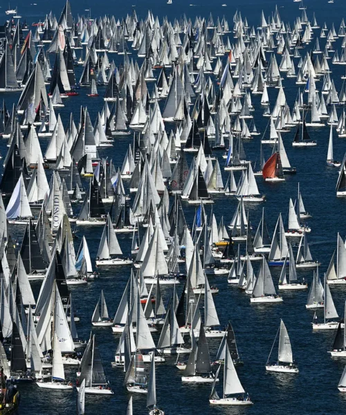 Le impressionanti immagini della regata più grande del mondo