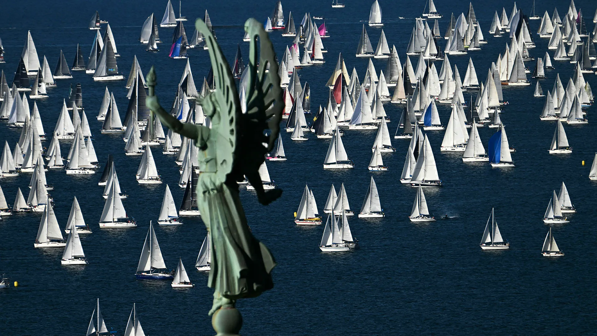 Oltre 400mila persone hanno assistito alla regata di domenica scorsa