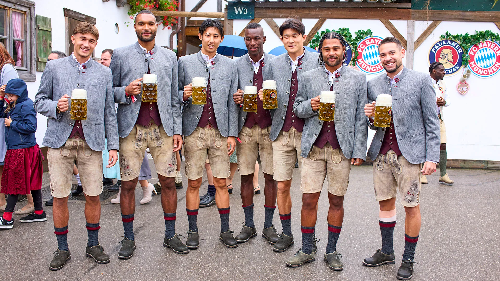 Una bella foto di squadra: grande festa all'Oktoberfest