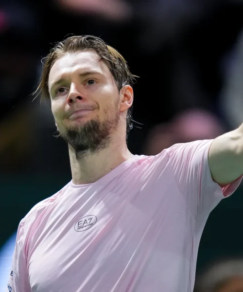 Anche a Bublik conviene “aiutare” Jannik Sinner