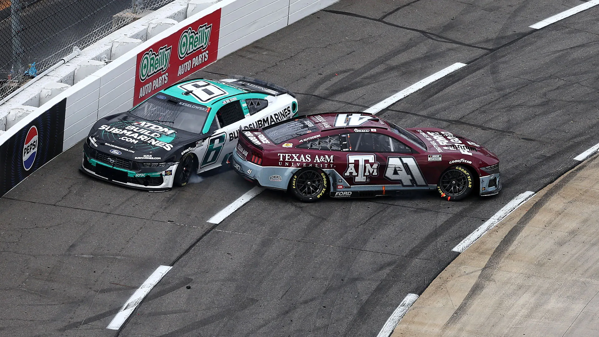 Durante la gara anche Cole Custer ah avuto un incidente