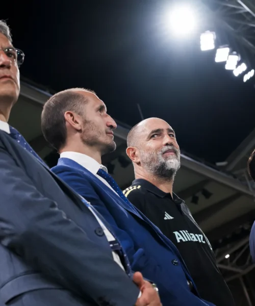 Mercato Juventus: l’attaccante dimenticato se ne andrà a gennaio