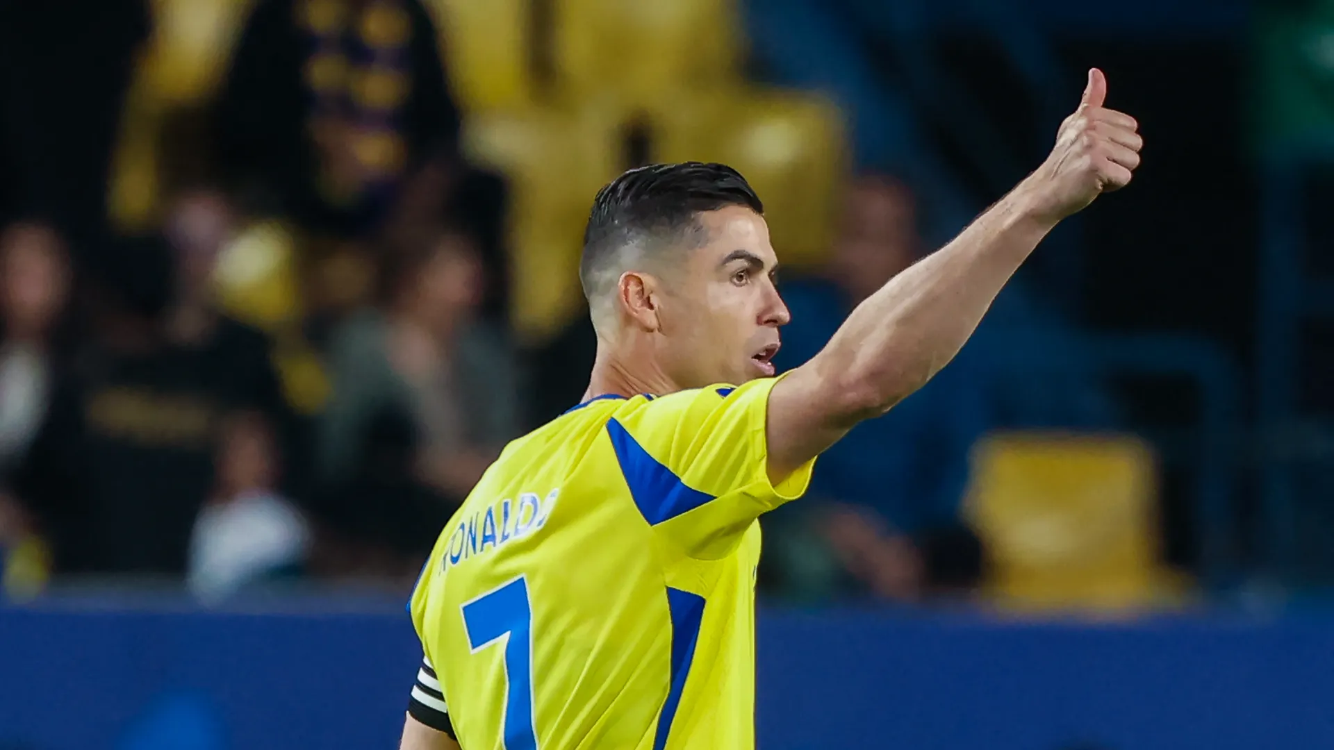 "Dicono che Messi sia il più grande giocatore di sempre? Non sono d'accordo", ha detto durante l'intervista