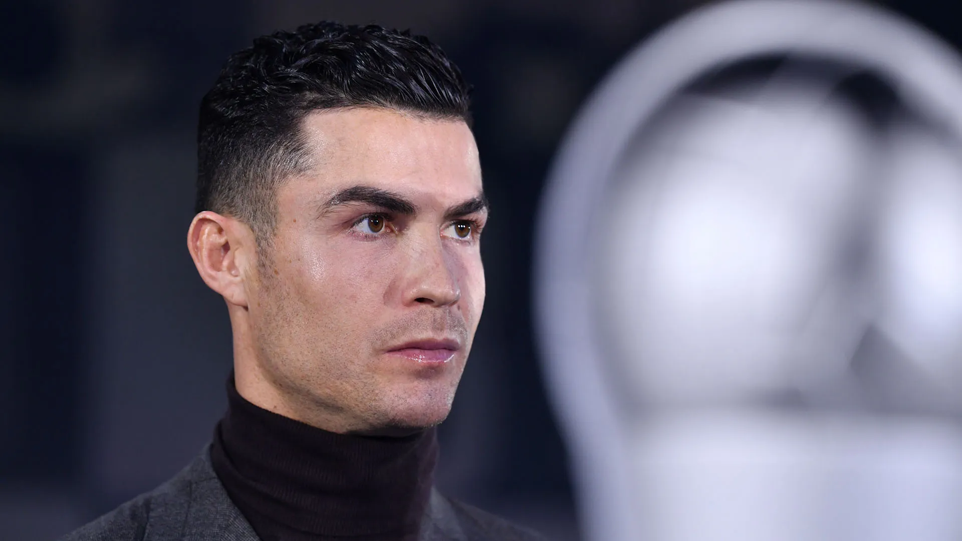 "Se potessi,  giocherei a calcio solo per la nazionale, non giocherei per nessun altro club, perché è l'apice della carriera di un calciatore"