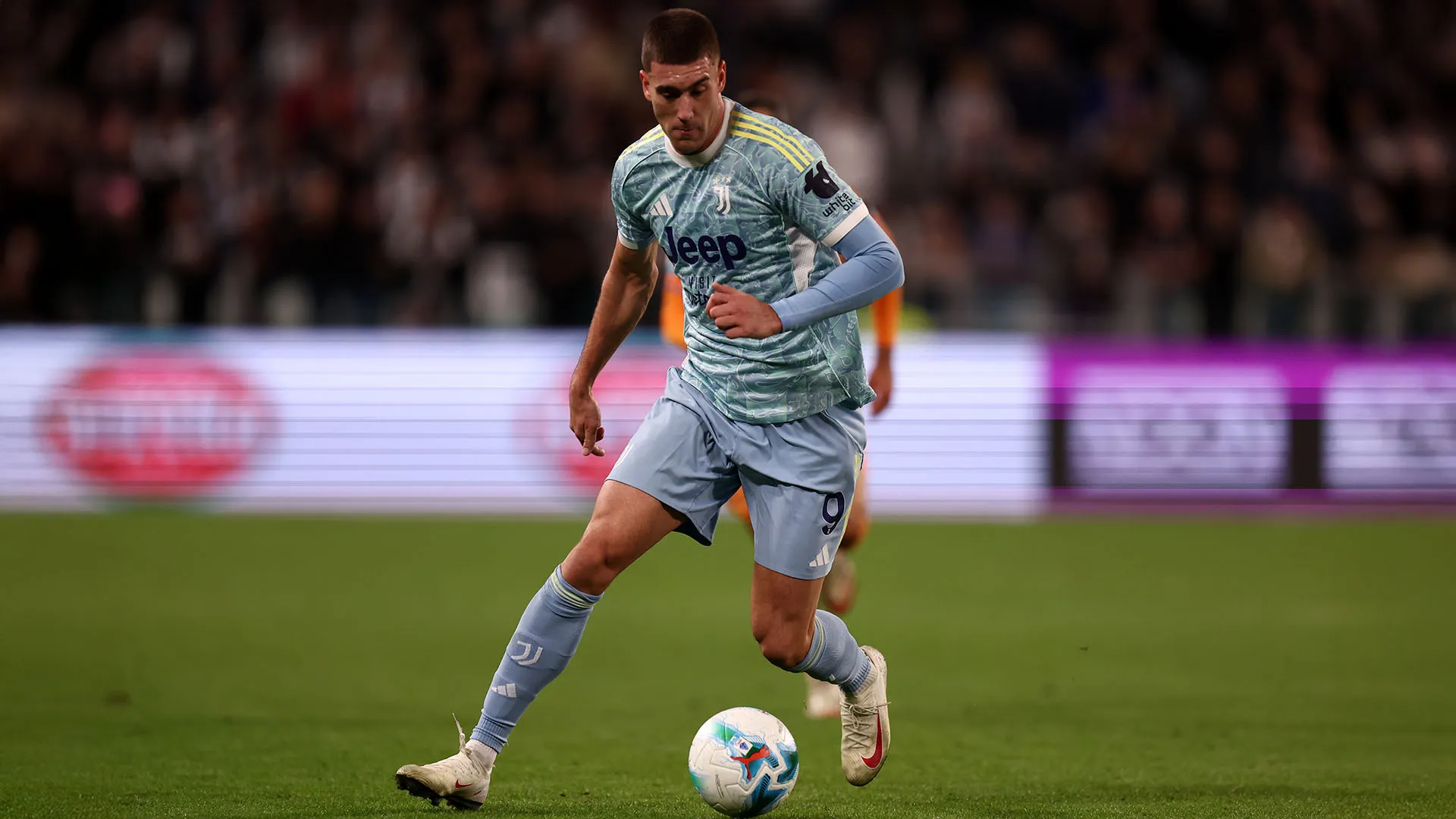 Niente da fare: Vlahovic non vuole lasciare il calcio europeo