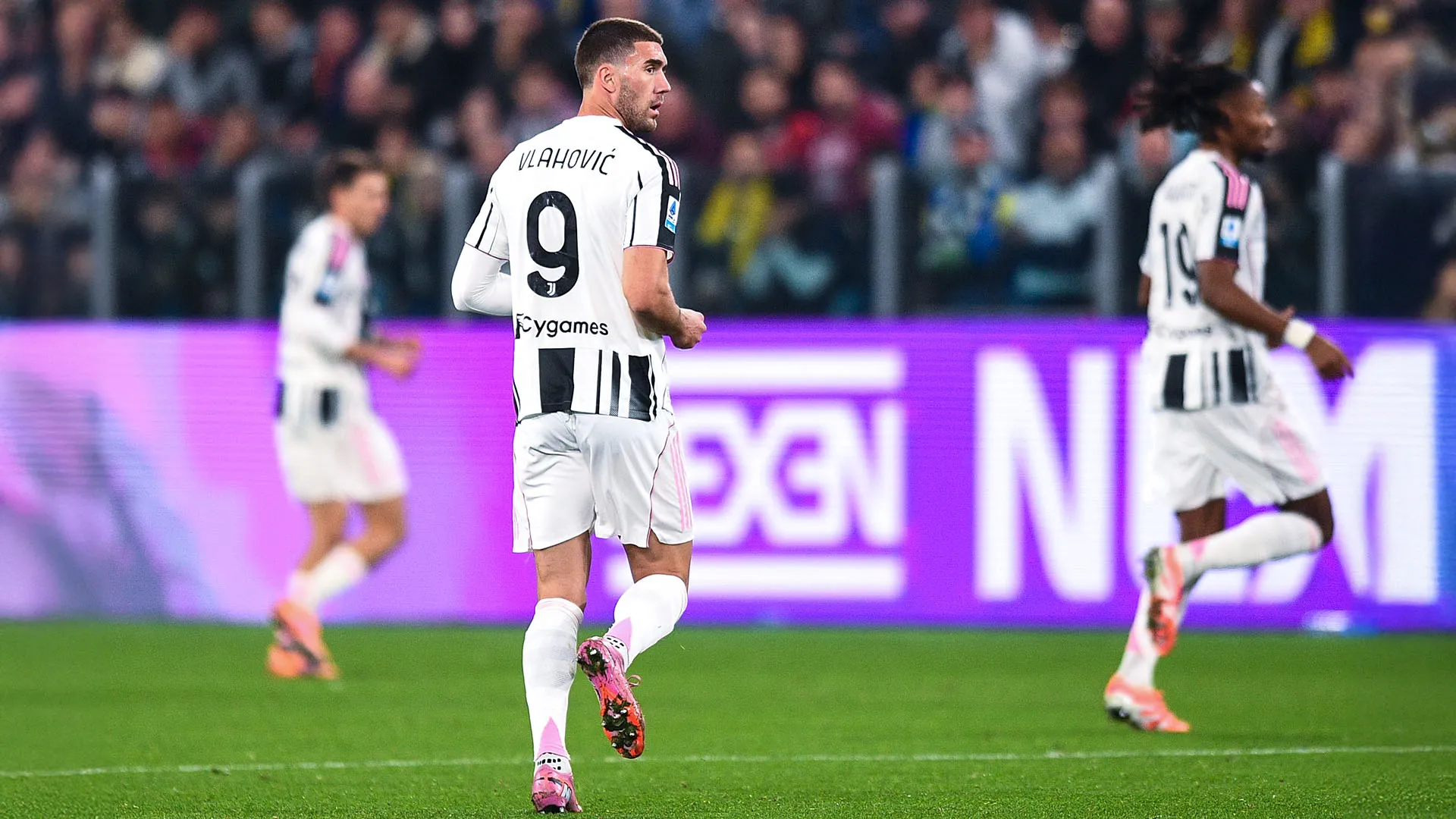 Nelle prossime settimane l'entourage di Vlahovic lavorerà per trovare una soluzione