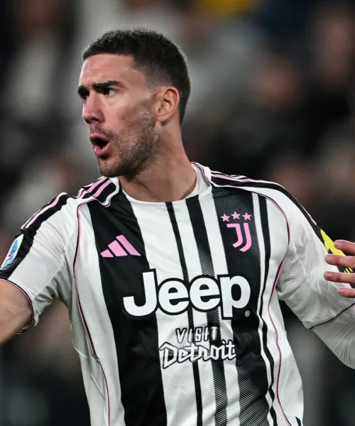 Mercato Juventus: Dusan Vlahovic pronto ad ascoltare ma serve uno sforzo