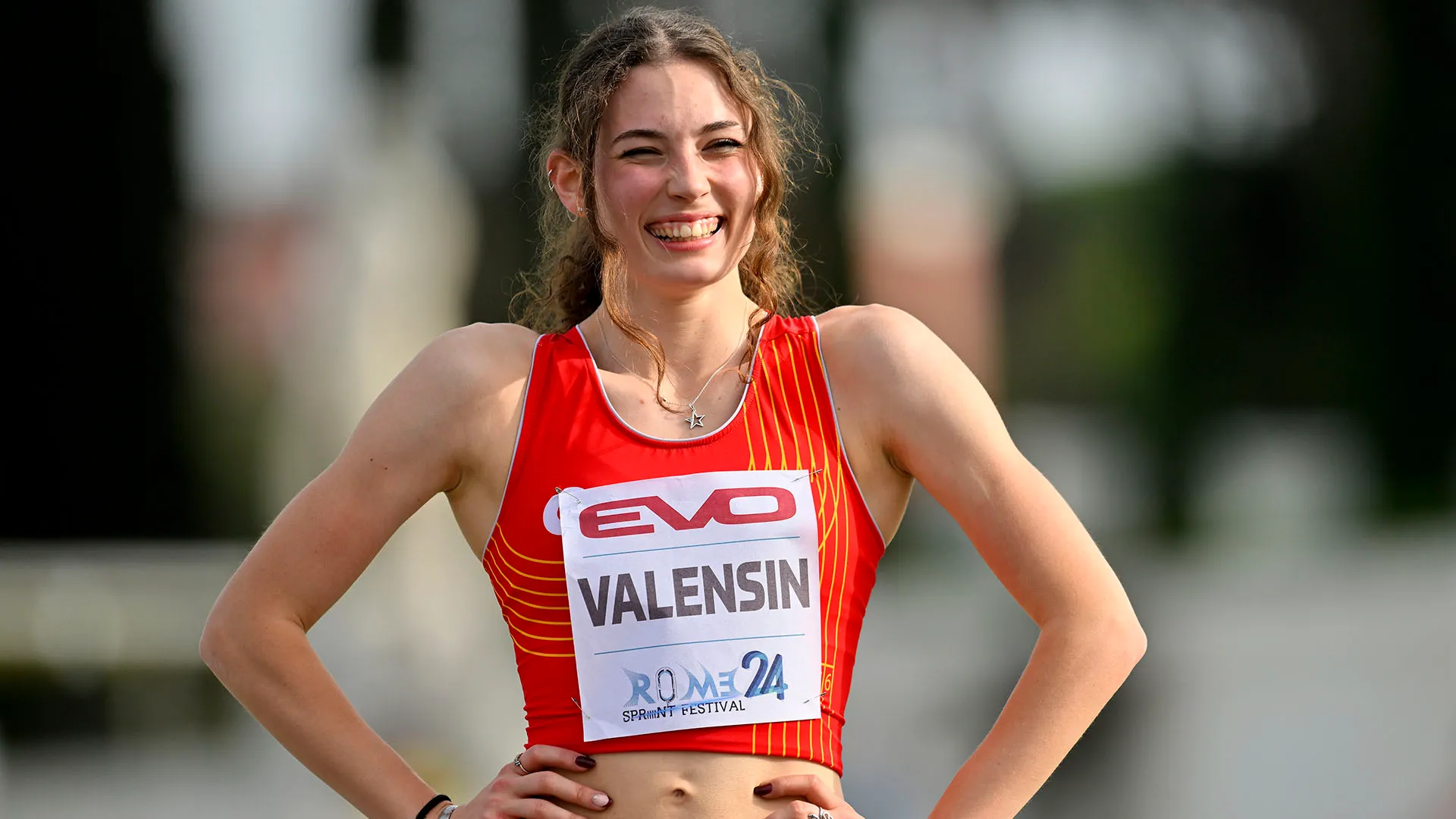 Nata a Segrate (Milano) il primo gennaio 2007, Elisa Valensin è una dei prospetti più promettenti dell'atletica italiana