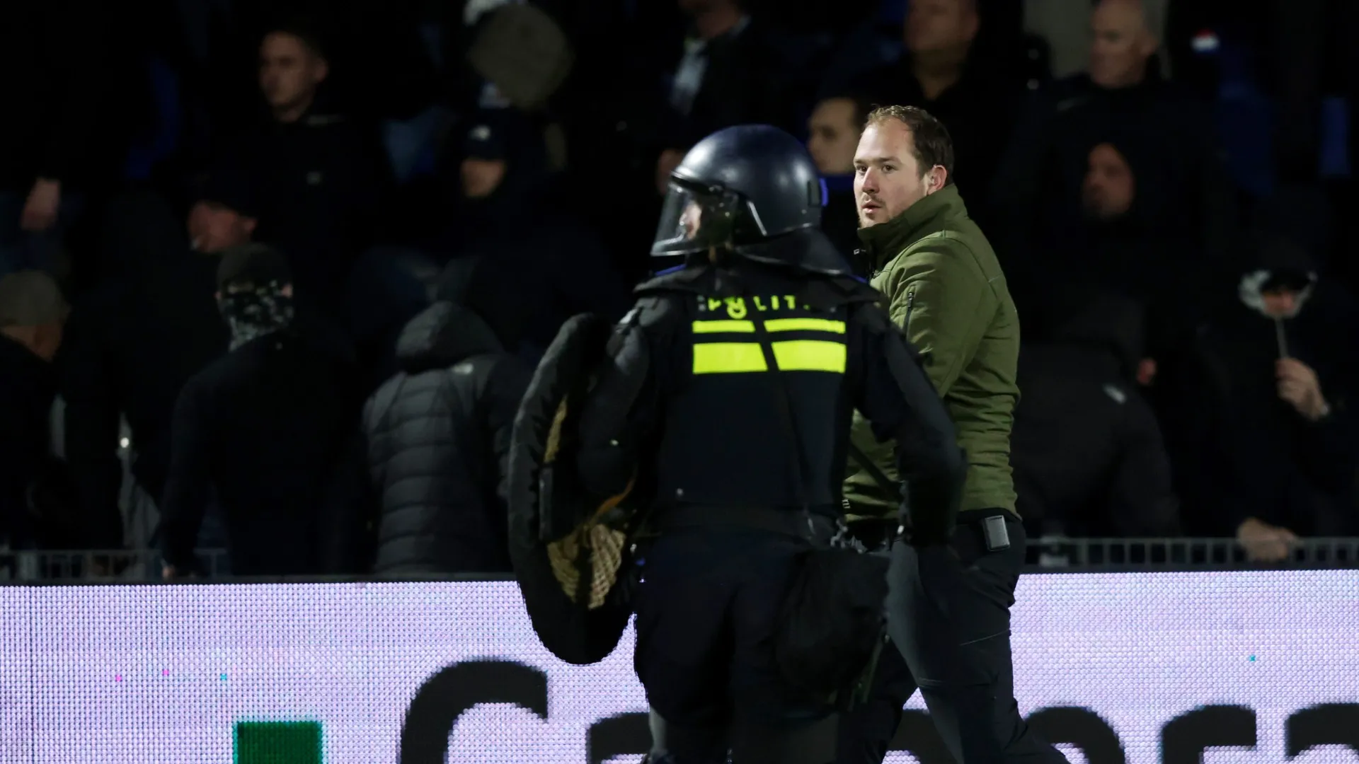 I poliziotti hanno identificato alcuni violenti e prenderanno i provvedimenti adeguati