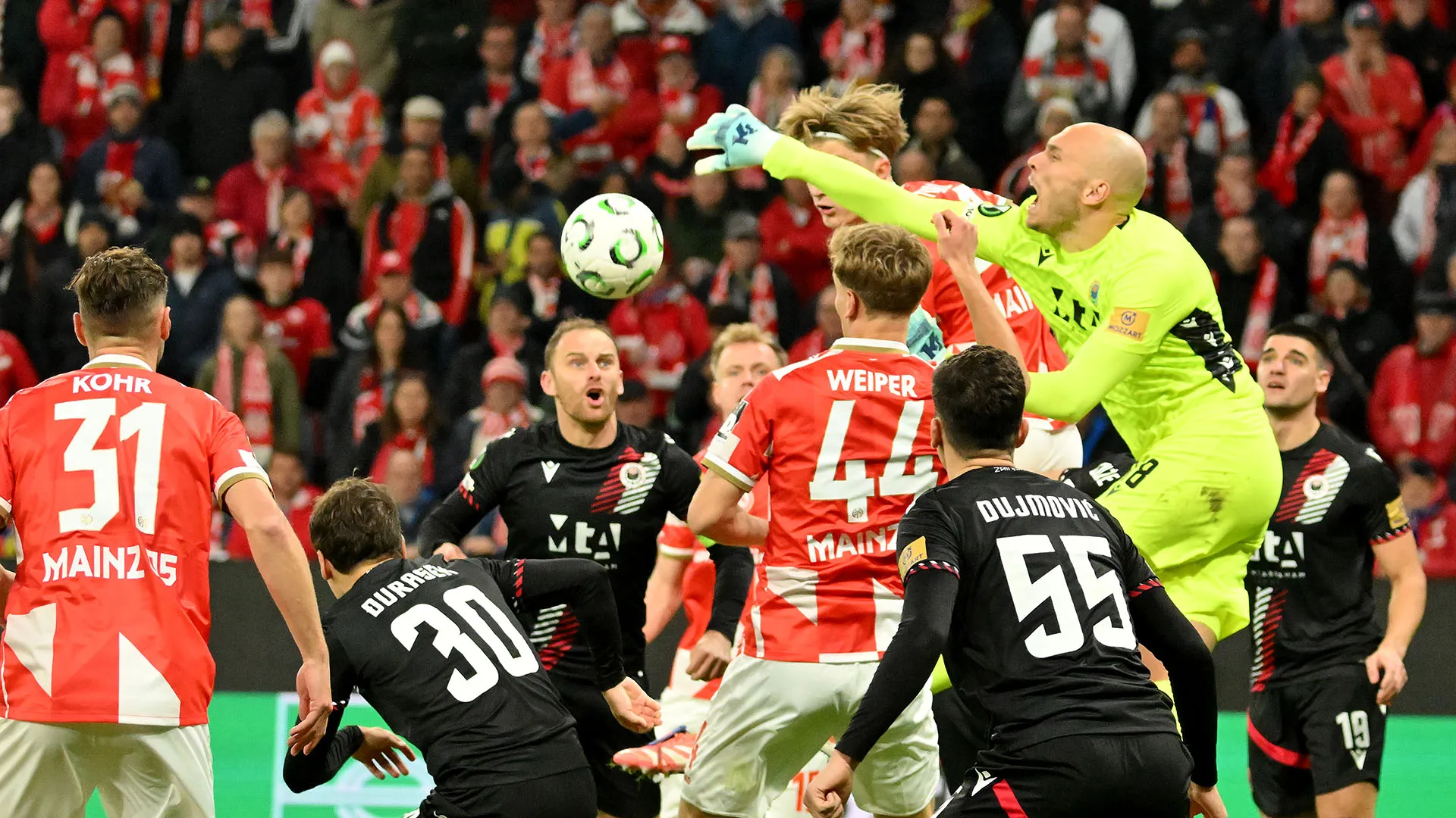 Attimi di grande spavento per il portiere