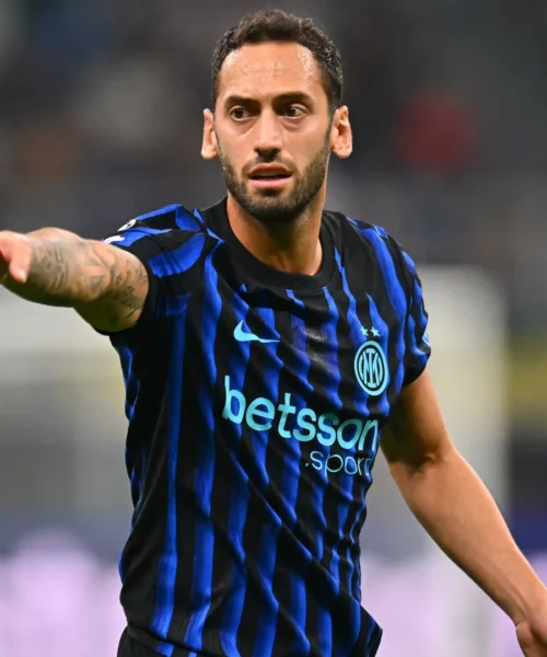 Inter, Hakan Calhanoglu: retroscena di mercato. E esagera su Yildiz