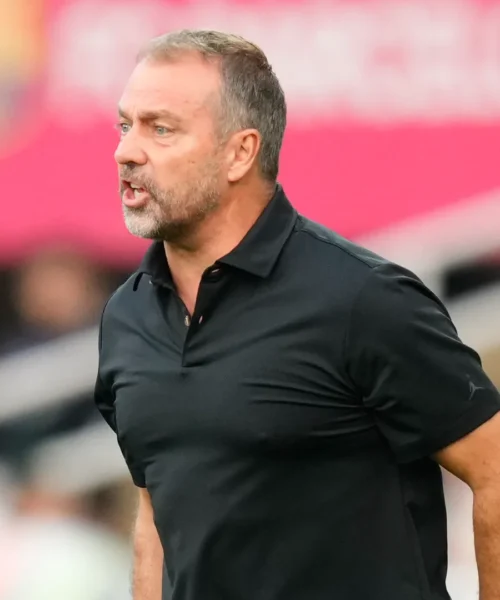 Il sogno proibito di Hansi Flick è la superstar del Bayern Monaco: foto