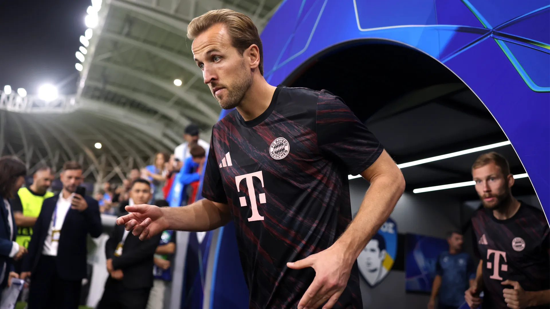 Il centravanti del Bayern Monaco è protagonista finora di una stagione da urlo e non sorprende che sia nei pensieri di tutti
