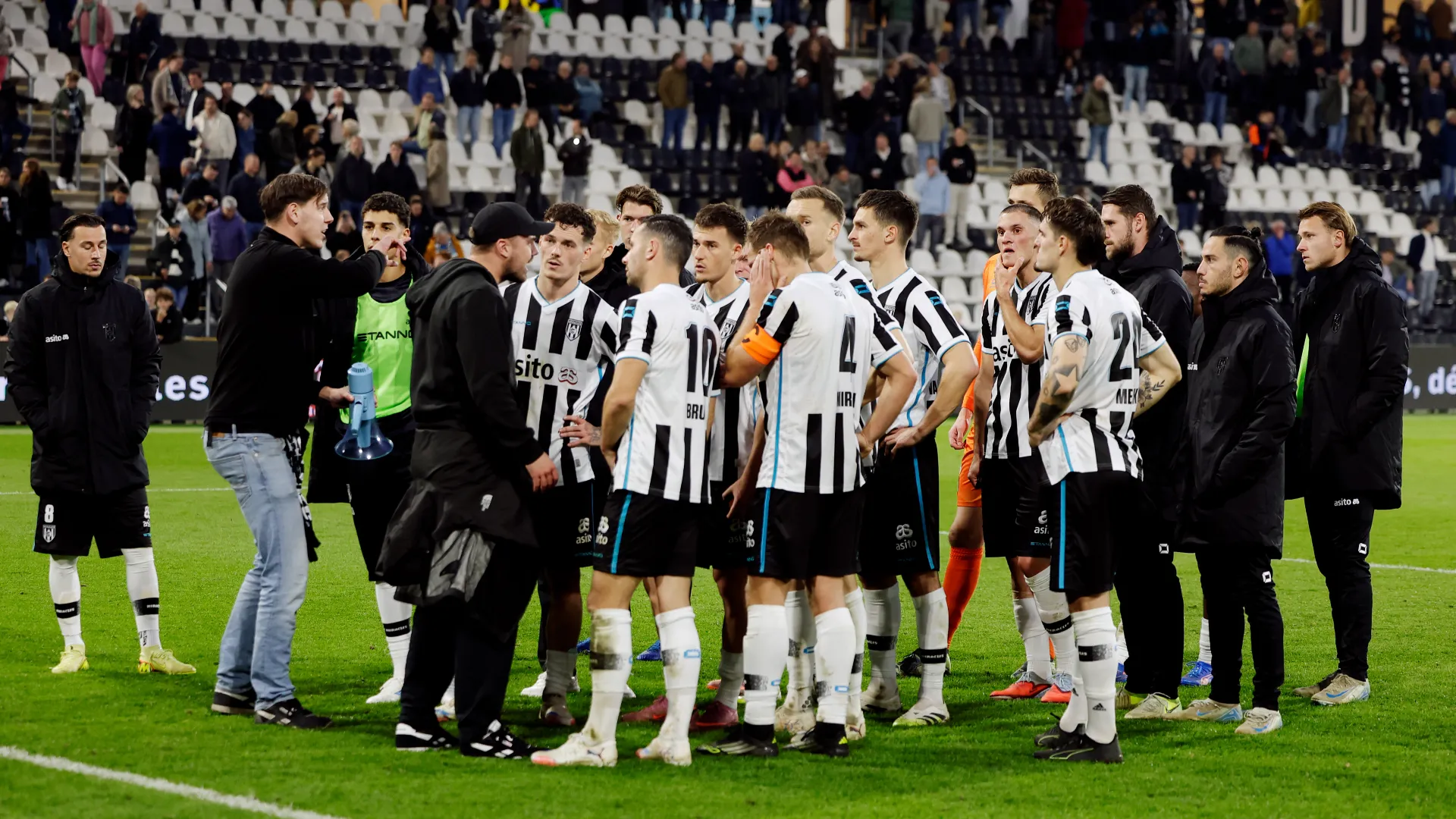 Tutti a rapporto dai tifosi