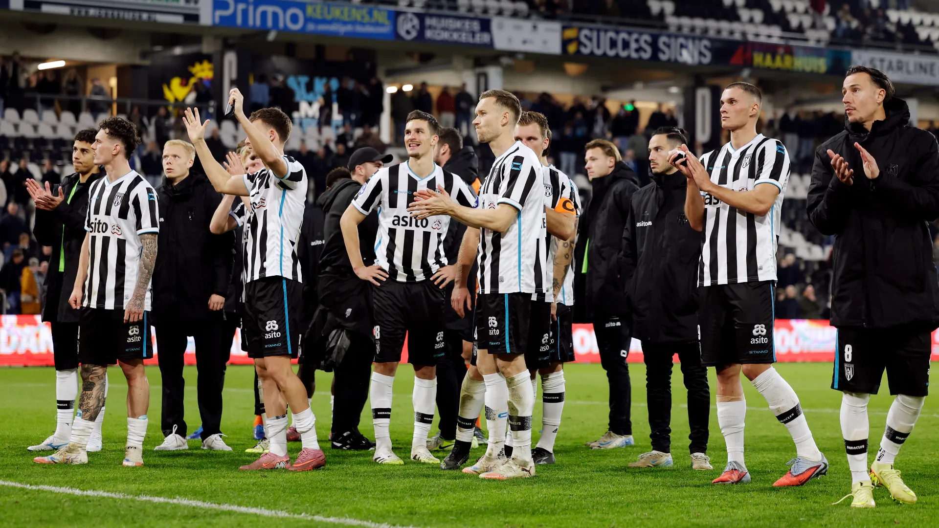 La squadra è ultima in classifica e i fans stanno facendo il possibile per aiutare
