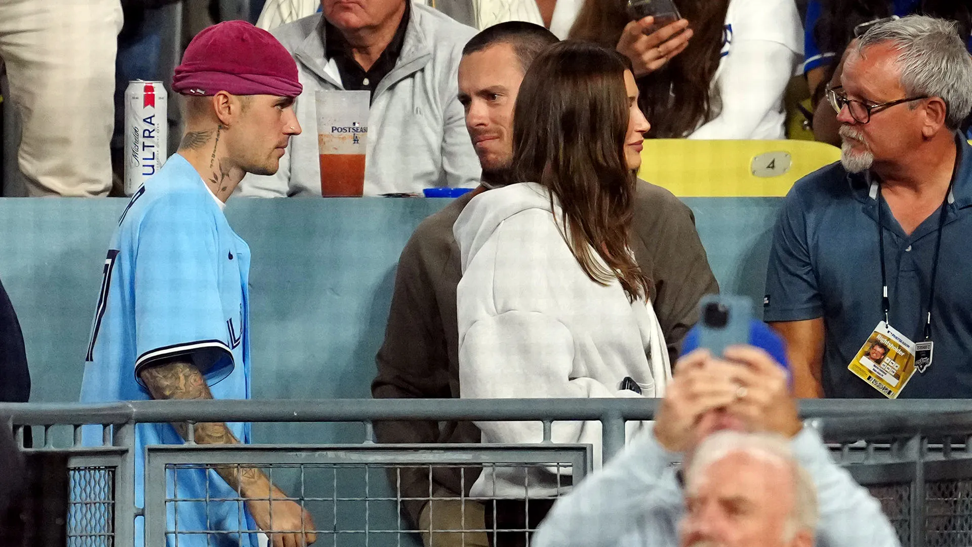 La celebre pop star è arrivata insieme a sua moglie, Hailey Bieber