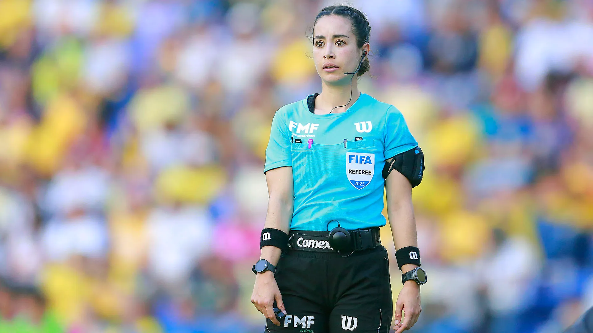 Nel 2024 è diventata la prima donna ad arbitrare una partita del massimo campionato messicano di calcio