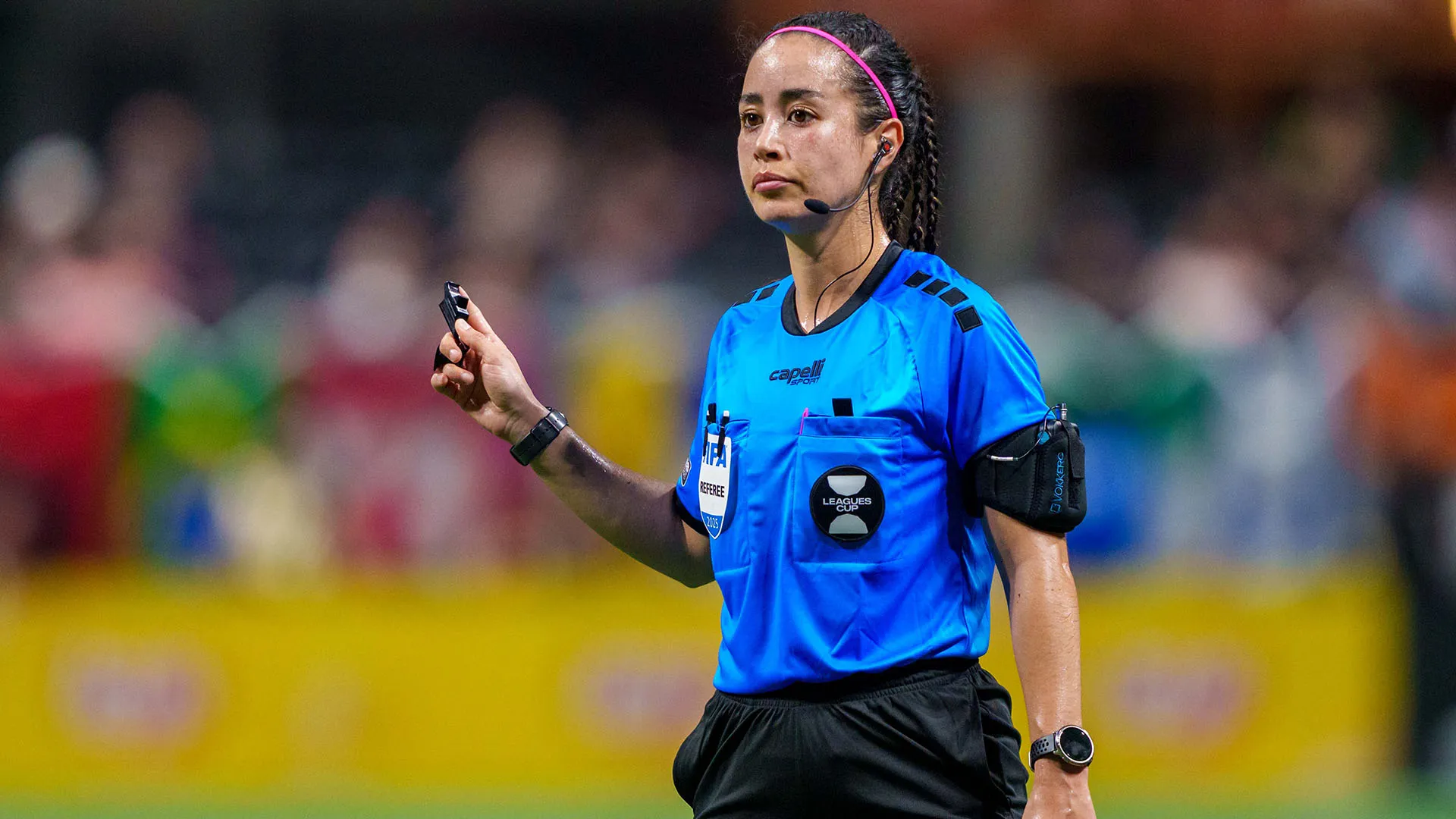 Il suo sogno è arbitrare ai Mondiali di calcio del 2026