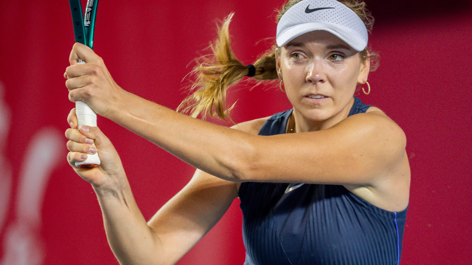 La tennista inglese è stata costretta a ritirarsi durante la partita contro Alexandra Eala al torneo Hong Kong Open