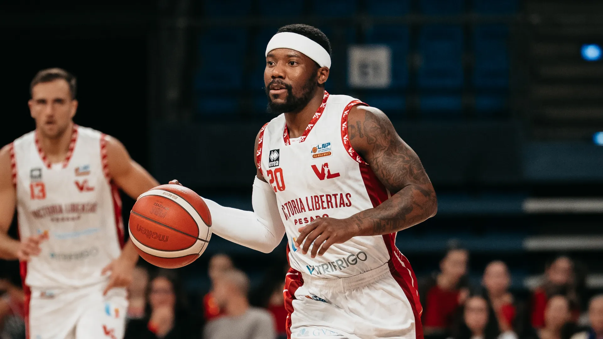 Tegola per Pesaro, trauma contusivo osteoarticolare per Kay Felder