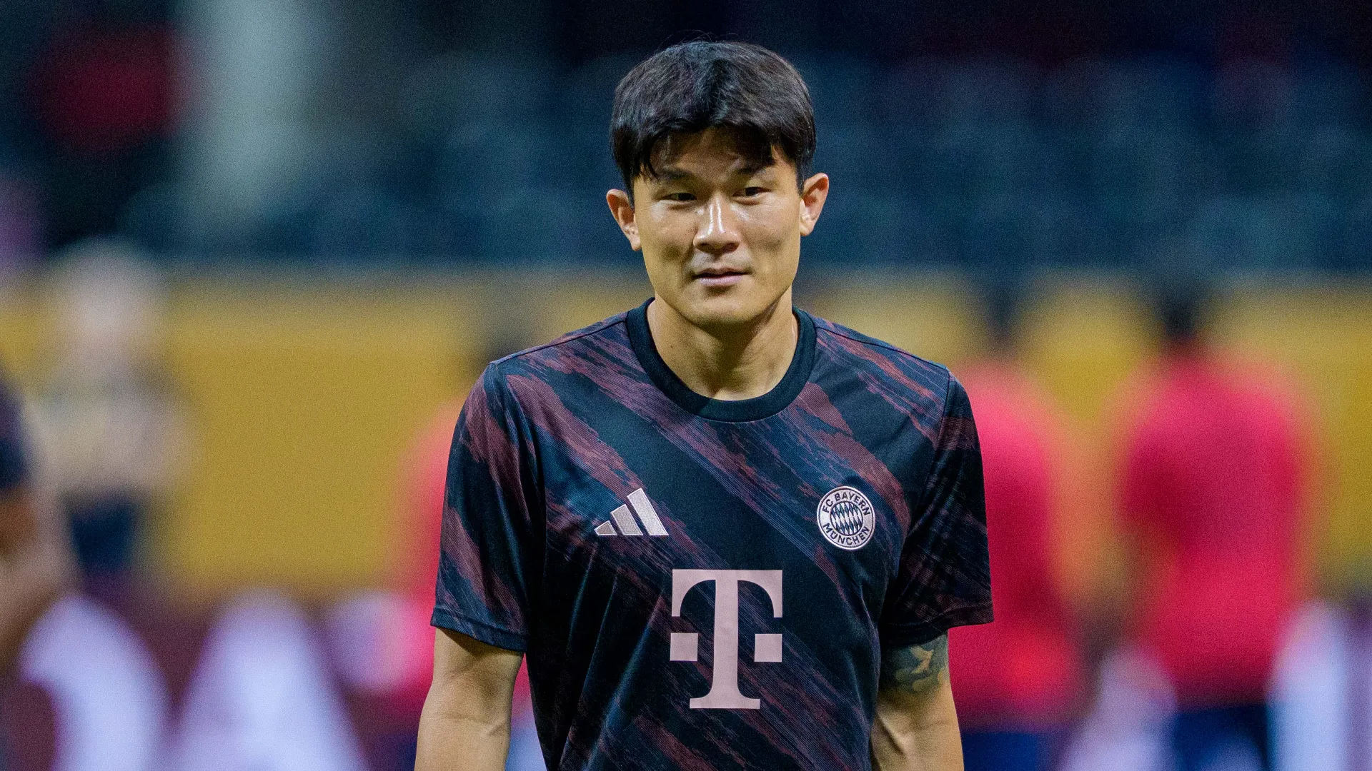 ...ci si aspettava molto dal campione, reduce da un'annata super con il Napoli
