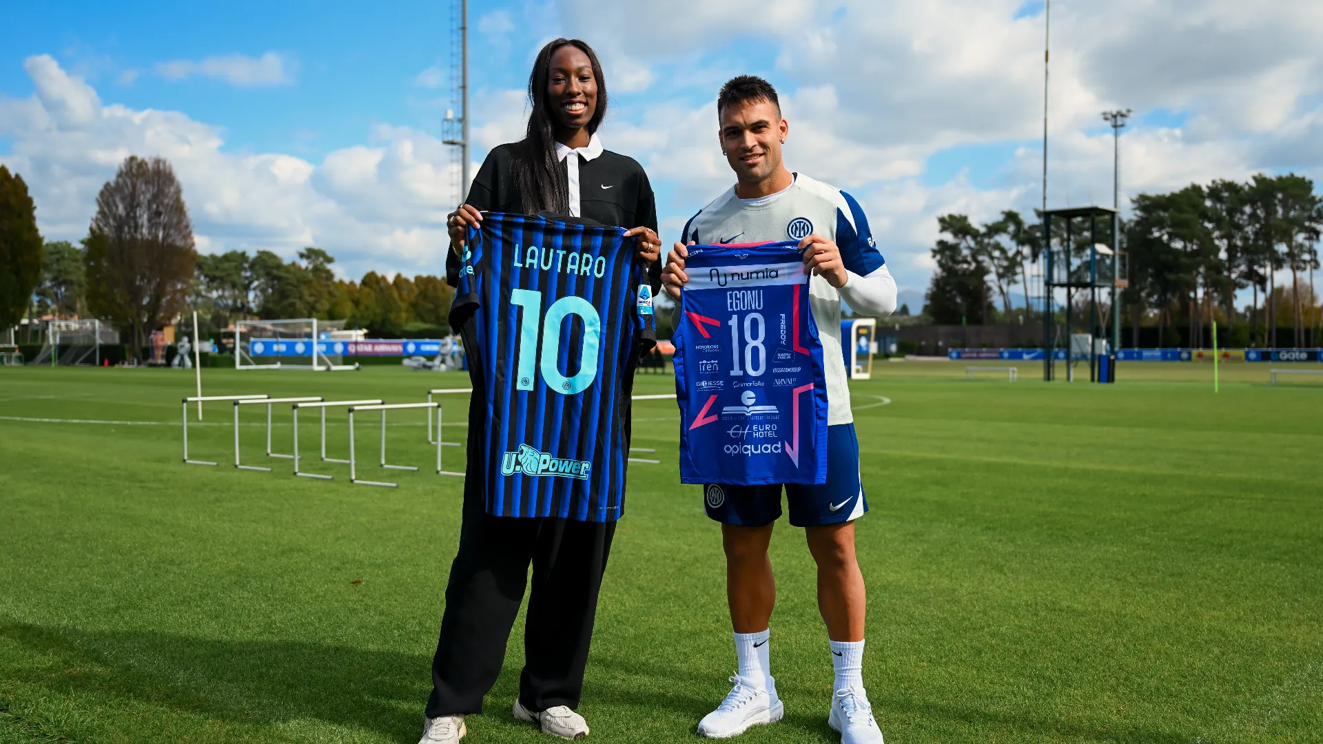 Bellissima la foto di Lautaro Martinez in compagnia di Paola Egonu