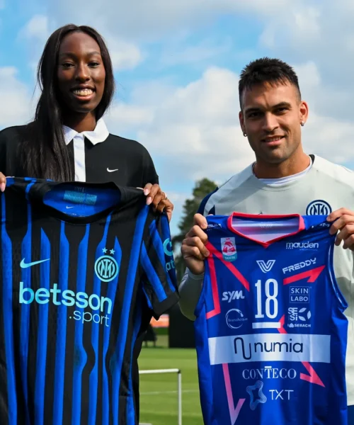 Desiderio esaudito per Paola Egonu: le foto insieme a Lautaro Martinez