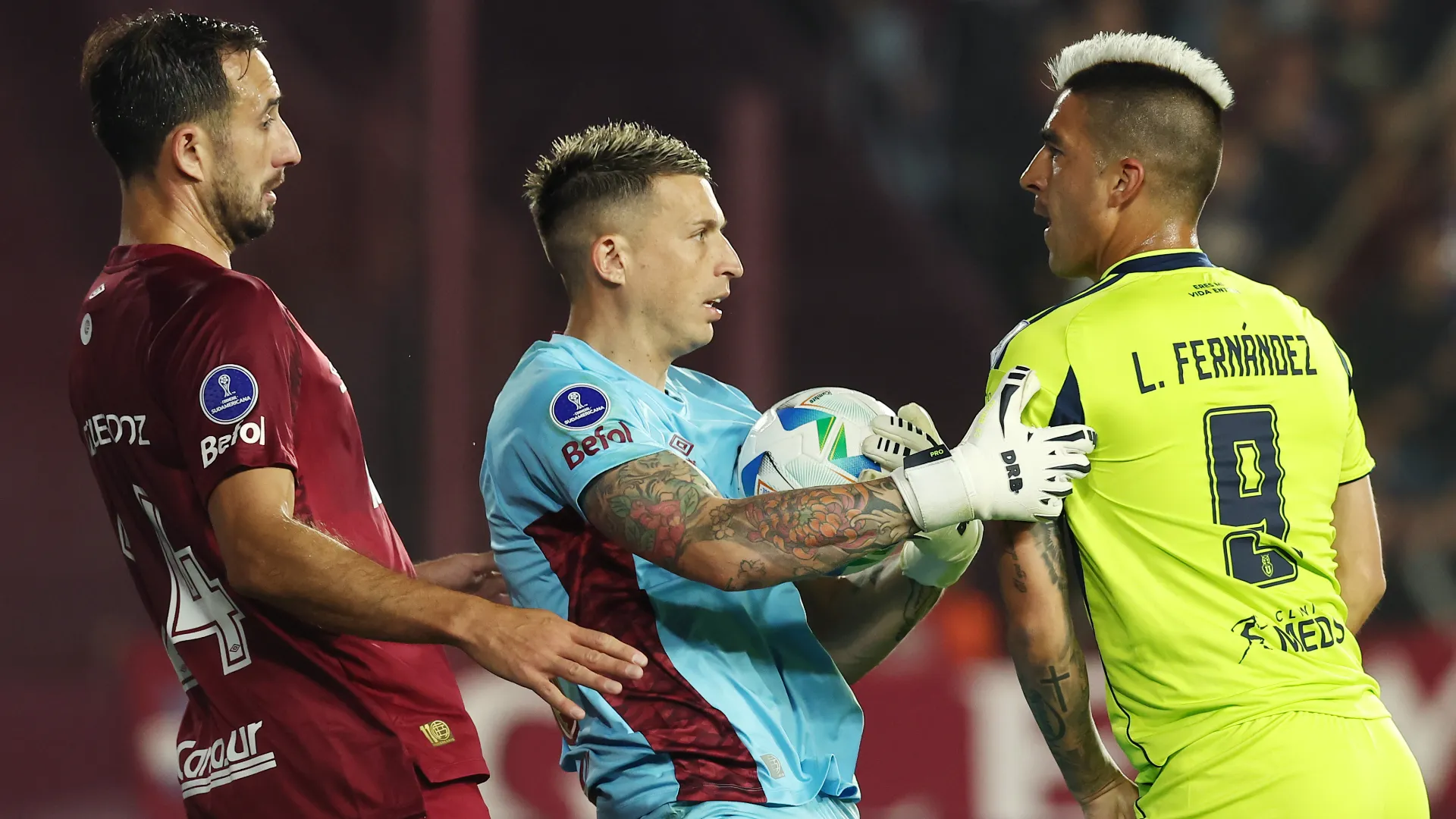 Pessimo lo spettacolo regalato da Lanus e Universidad de Chile al termine del match