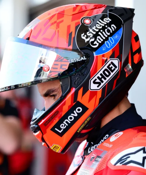 GP Indonesia, Marc Marquez cade durante le seconde libere: tanta paura