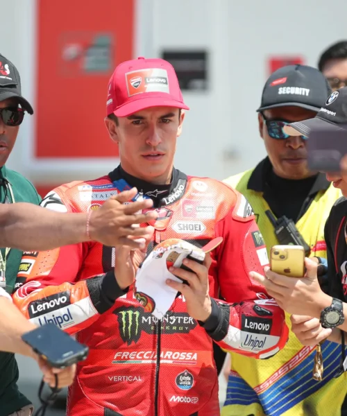 Marc Marquez ripiomba nell’incubo: frattura dopo l’incidente con Bezzecchi
