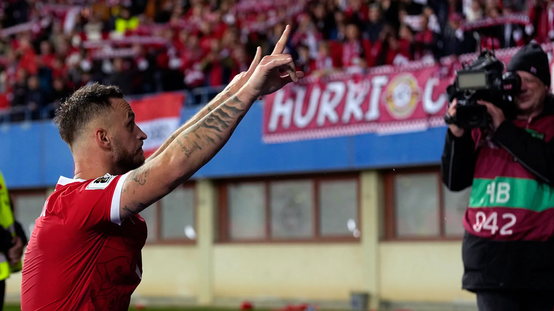 Serata indimenticabile per Marko Arnautovic che ha fatto tripletta all'83'