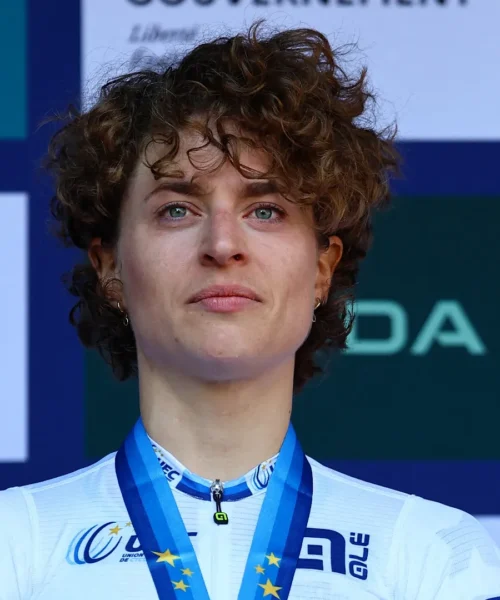 Dopo i Mondiali, Marlen Reusser fa il bis d’oro nella cronometro degli Europei