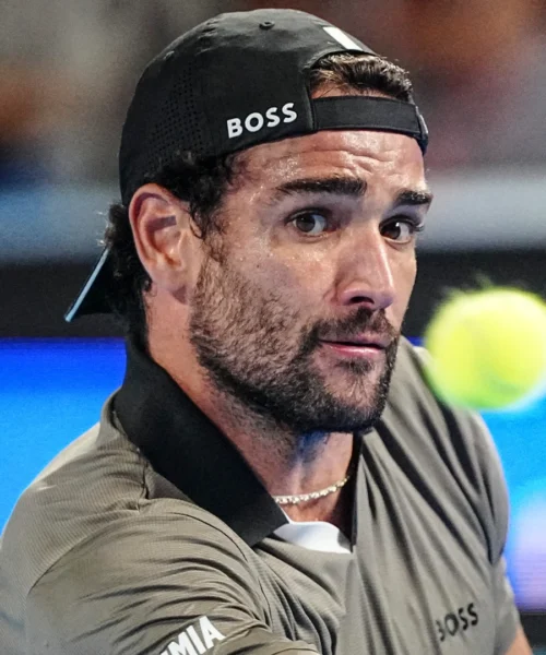 Matteo Berrettini saluta Stoccolma, niente derby con Lorenzo Sonego