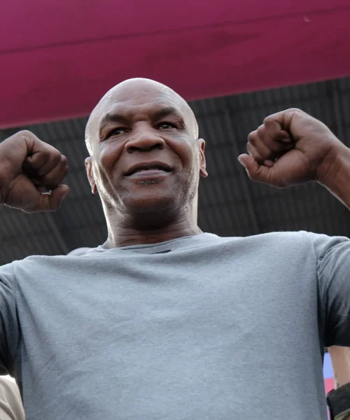 Mike Tyson compie 60 anni: ascesa, cadute e rinascite di un mito