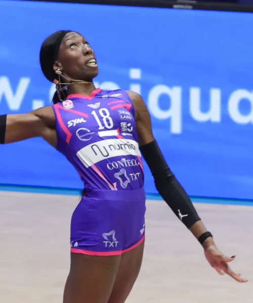 Paola Egonu, esordio da superstar nel derby della prima giornata: le foto