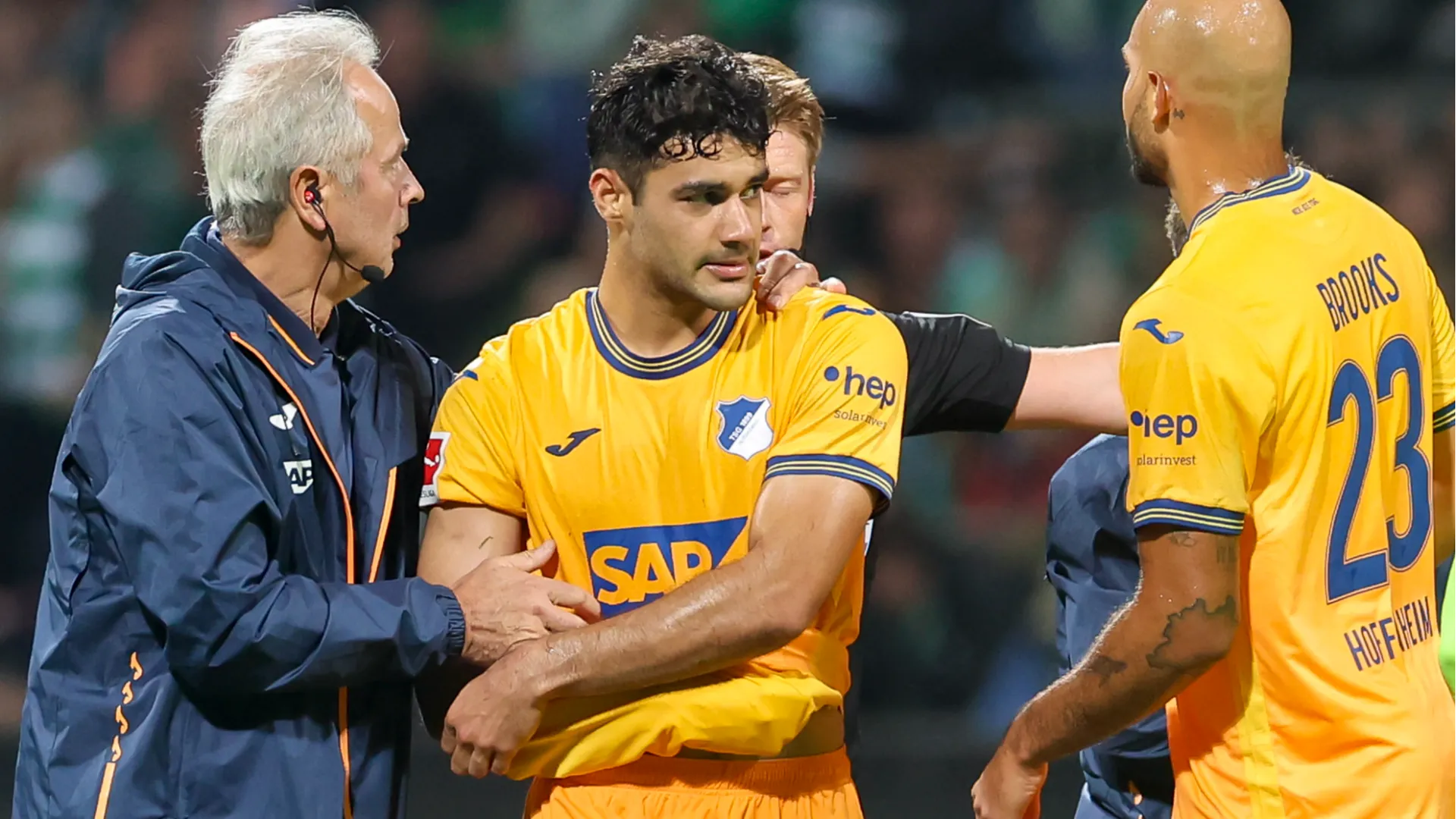 Il calciatore è finito in un incubo dopo i gravi problemi fisici
