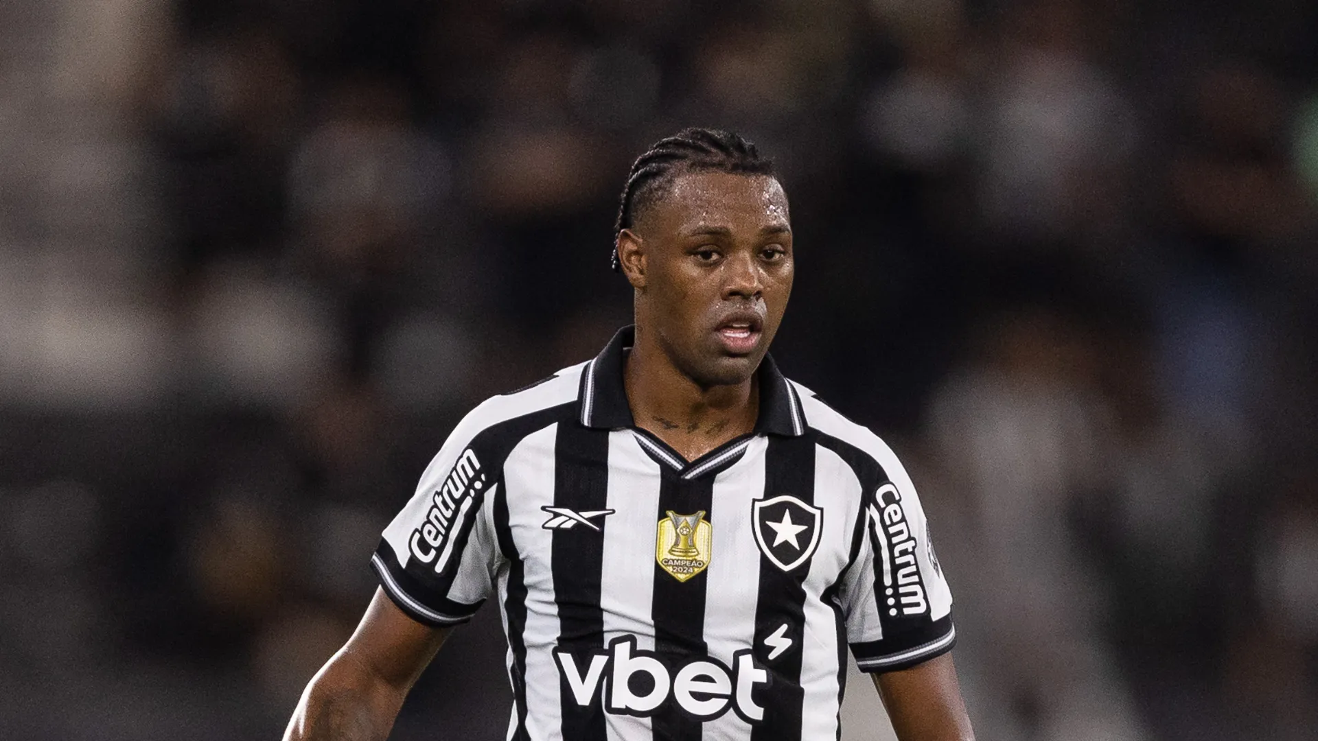 Il difensore è stato costretto ad uscire nel secondo tempo della partita contro il Bahia
