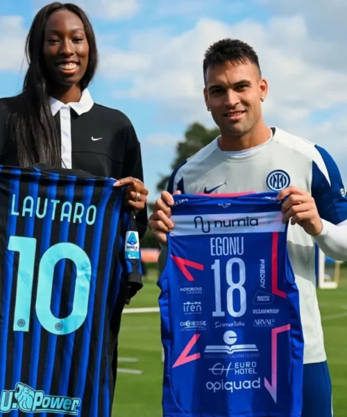 Paola Egonu, la foto con Lautaro Martinez scatena la rabbia e l’ironia dei tifosi