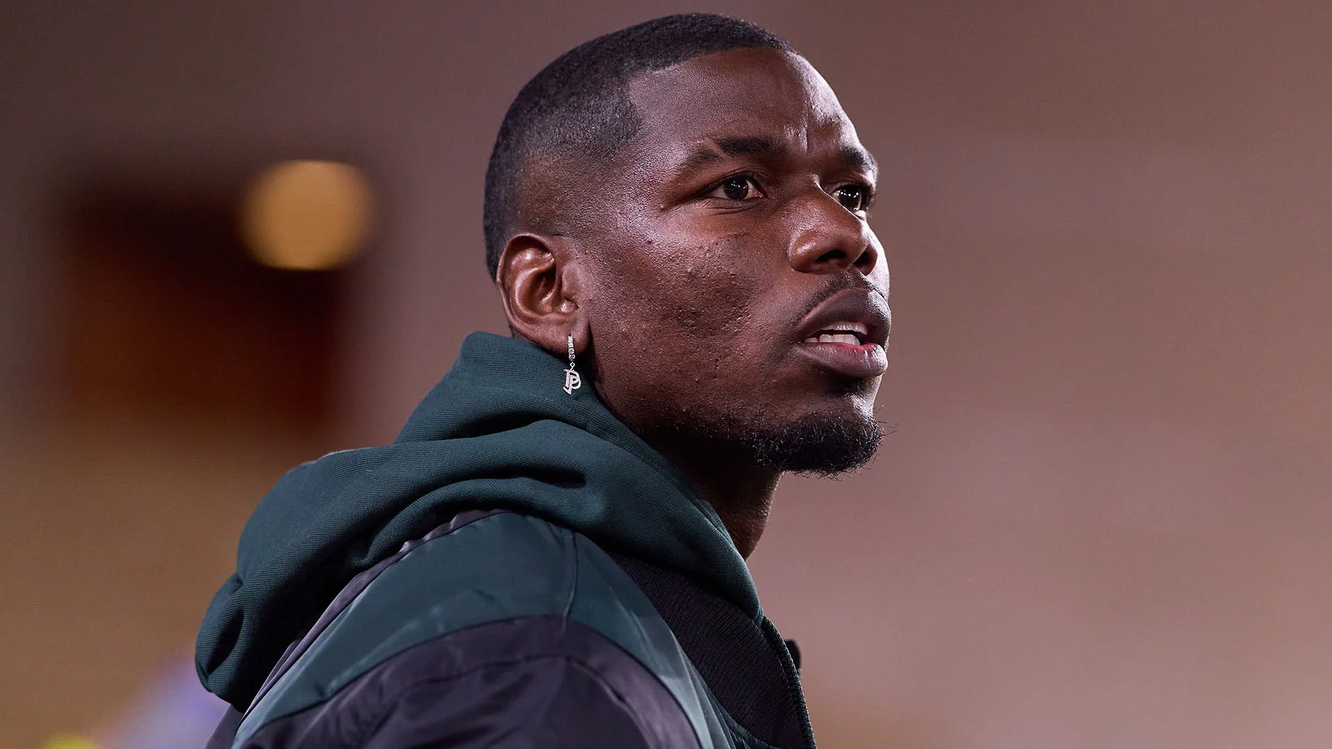 "Ho guardato parecchie corse di cammelli e ho trascorso del tempo libero a fare ricerche per cercare di capire le tecniche e le strategie", ha confessato alla BBC