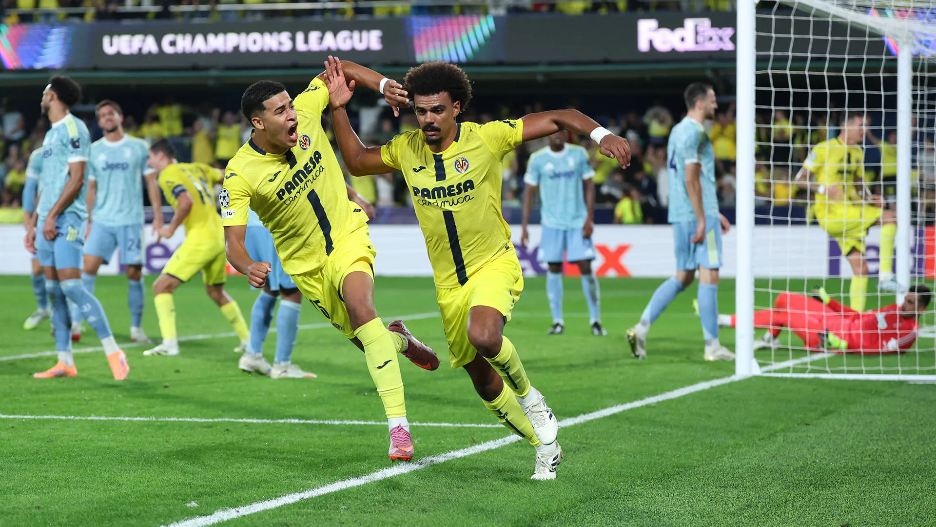 Il tecnico della Juventus è finito mirino dopo il pareggio contro il Villarreal in Champions League